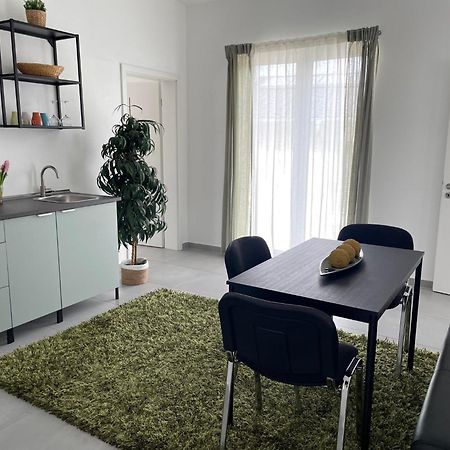 Feine Auszeit Apartment Готмадинген Екстериор снимка